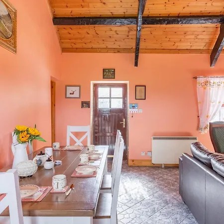 Cosy Farm On The Ring Of Kerry *